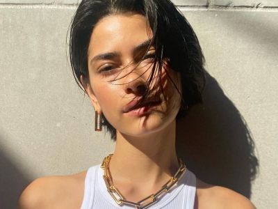 Το καρέ που ήταν μόδα στη δεκαετία 90 επιστρέφει δυναμικά αυτήν την άνοιξη