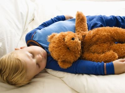 Ύπνος μέσα στη μέρα: Τα οφέλη στην ανάπτυξη των παιδιών και πλήρης οδηγός ανα ηλικία