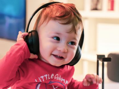 Βοηθάει τελικά η μουσική το μωρό σας να μεγαλώσει;