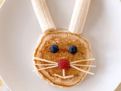 Πασχαλινά pancakes και τοστάκια για το πρωινό των παιδιών (εικόνες)