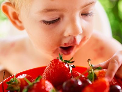 Ανοιξιάτικα φρούτα και λαχανικά που ενισχύουν το ανοσοποιητικό