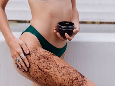 DIY: Το πιο εύκολο scrub σώματος για λαμπερό δέρμα