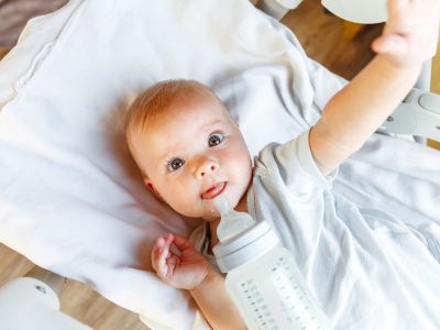 Πότε μπορούν τα παιδιά να πιούν αγελαδινό γάλα