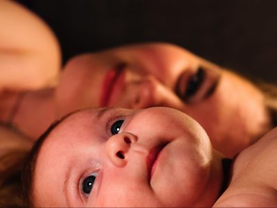 Τρόποι να προβλέψετε σε ποιον θα μοιάσει το μωρό σας