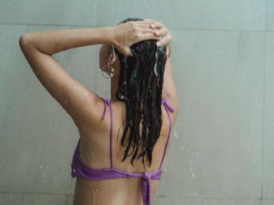 DIY Time! Το απόλυτο matcha smoothie μπορεί να γίνει η πιο αναζωογονητική μάσκα μαλλιών