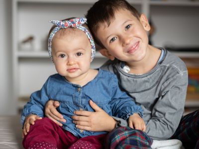 Πώς προετοιμάζουμε το μικρότερο παιδί για το αδερφάκι του