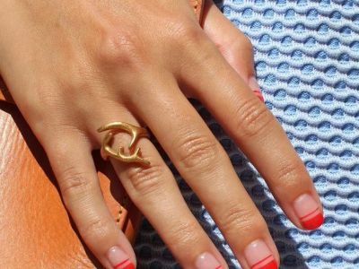 #CoralNails: 10 κοραλλί μανικιούρ για να βάλεις (πολύ) χρώμα στα νύχια σου