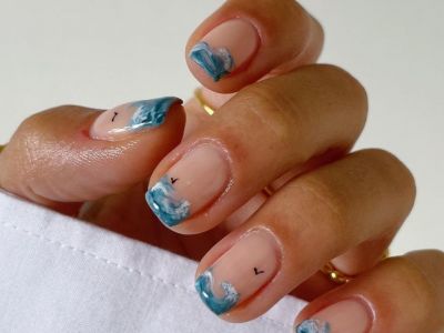 Ocean nails: 10 μανικιούρ με κύματα για να υιοθετήσεις το απόλυτο trend
