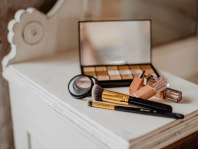 11 προϊόντα που δεν πρέπει να λείπουν από το καλοκαιρινό νεσεσέρ