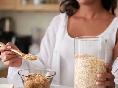 Το πρωινό της μαμάς: Οκτώ συνταγές με βρόμη για απώλεια βάρους