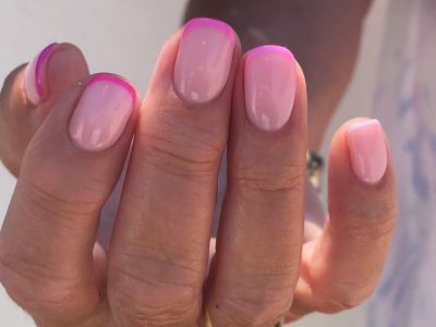 10 ροζ μανικιούρ για να τονίσεις και να αναδείξεις το μαύρισμά σου