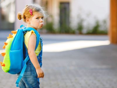 Άγχος αποχωρισμού και σχολική άρνηση παιδιού: Τρόποι αντιμετώπισης