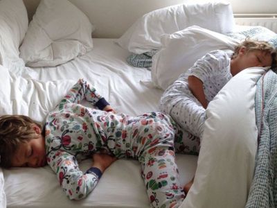 Ανάπτυξη: Επηρεάζουν οι οθόνες τον ύπνο του παιδιού;