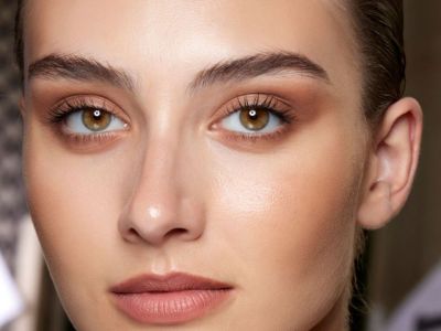 Τα 4 πιο σημαντικά λάθη που κάνεις με τα φρύδια και δείχνεις μεγαλύτερη