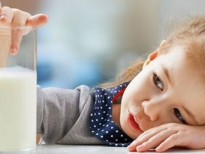 Όταν το νήπιο δεν πίνει το γάλα του – Συμβουλές και υποκατάστατα