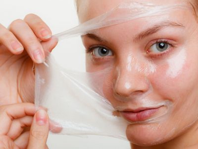 Ομορφιά για μαμάδες: Αυτή τη σπιτική peel-off μάσκα προσώπου θα την λατρέψετε