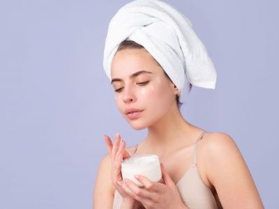 Ομορφιά για μαμάδες: Οι χρυσοί κανόνες για μια τέλεια επιδερμίδα