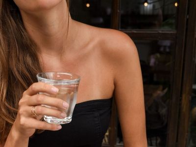 Η διατροφή που ακολουθούν οι γυναίκες ανάλογα με τον τύπο της επιδερμίδας τους & φαίνονται νεότερες