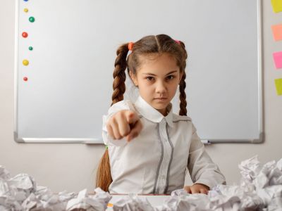 Πώς θα μάθει το παιδί σας να διαχειρίζεται τα νεύρα και τον θυμό του