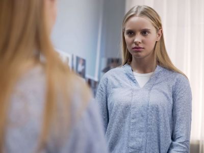 Πώς θα αναγνωρίσετε τη διαταραχή σωματικής δυσμορφίας στους εφήβους