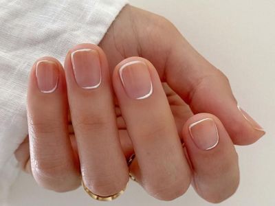 10 minimal nail art ιδανικά για κοντά νύχια
