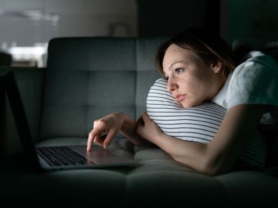 Πώς επηρεάζουν τα προβλήματα ύπνου τη γυναικεία γονιμότητα