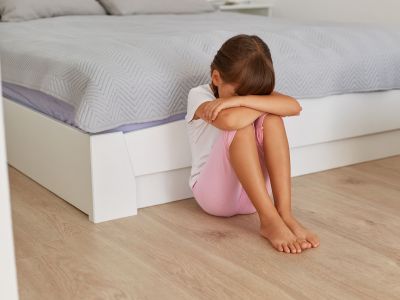 Κάνουμε ησυχία μόνο όταν τα παιδιά κοιμούνται, όχι όταν κακοποιούνται