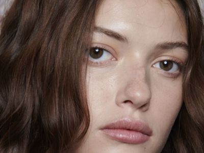 Double cleansing: Το hot skincare trend που εξαφανίζει τα σπυράκια