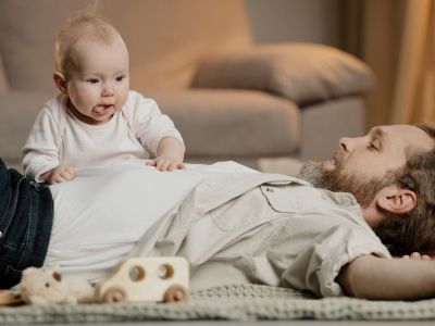 Ποιοι είναι οι τρεις βασικοί ρόλοι ενός πατέρα;