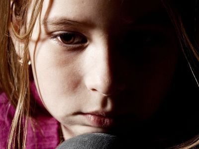 Η παιδική κακοποίηση έχει πολλά πρόσωπα, αναγνωρίστε τα