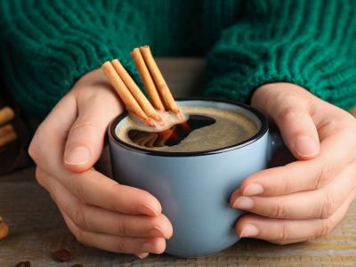 Κανέλα: Μπορεί να ενισχύσει τη γονιμότητα;