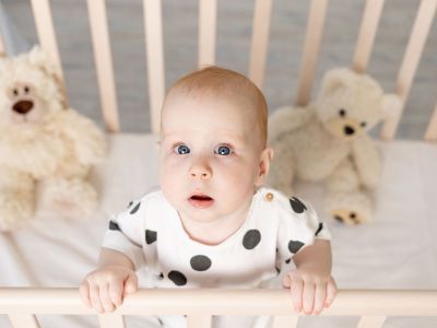 Μωρό οκτώ μηνών: Γιατί δυσκολεύεται να κοιμηθεί;