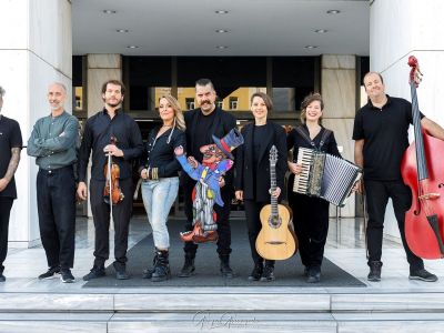 «Τα Χριστούγεννα του Καραγκιόζη στο Παρίσι» - Δέκα χρόνια Χριστούγεννα στο Μέγαρο!