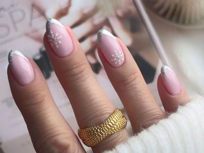 10 snowflake μανικιούρ για να διαλέξεις