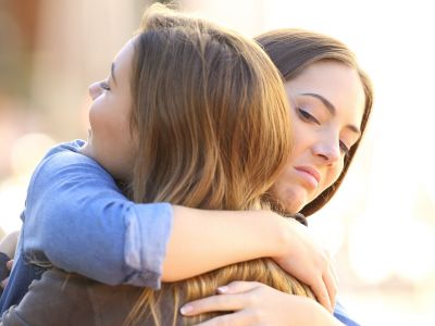 Ζήλια στην εφηβεία: Πώς αντιμετωπίζεται;