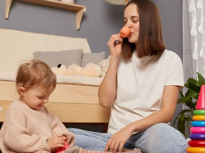 Πέντε πράγματα που κάθε νήπιο χρειάζεται από τη μαμά του