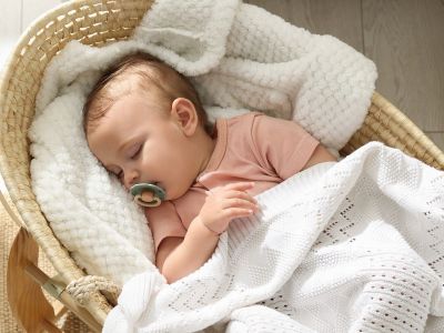 Τι λέει η επιστήμη για τα όνειρα των μωρών;