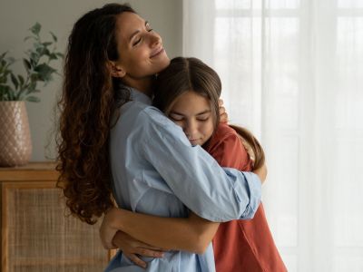 Καταπολεμώντας το καθημερινό στρες με τη βοήθεια της αγκαλιάς