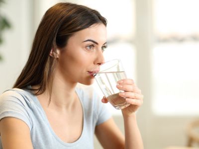 Γονιμότητα: Γιατί είναι σημαντικό να πίνετε νερό