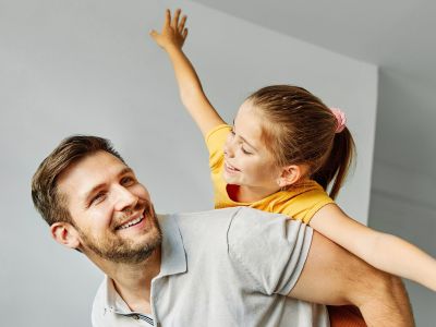 Συζητήσεις που κάθε μπαμπάς πρέπει να κάνει με την κόρη του πριν γίνει 10 ετών