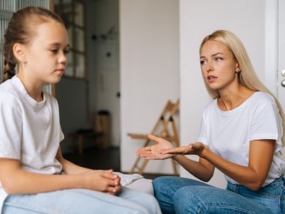 Λέξεις που πρέπει να σταματήσετε να λέτε στα παιδιά