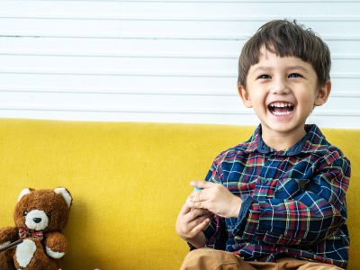 Γιατί το παιδί σας γελάει όταν το μαλώνετε;