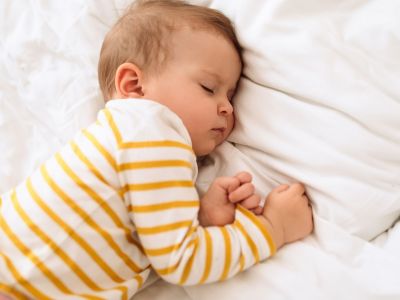 Πόσες ώρες ύπνου χρειάζονται τα νήπια;