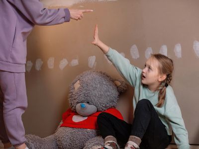 Πειθαρχία παιδιού: Οι αναποτελεσματικές μέθοδοι και οι επιπτώσεις τους