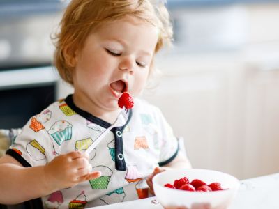 Πόσο πρέπει να τρώει ένα νήπιο;