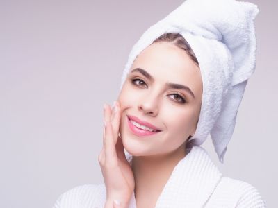 Ομορφιά για μαμάδες: Πώς οι πόροι του προσώπου θα φαίνονται μικρότεροι