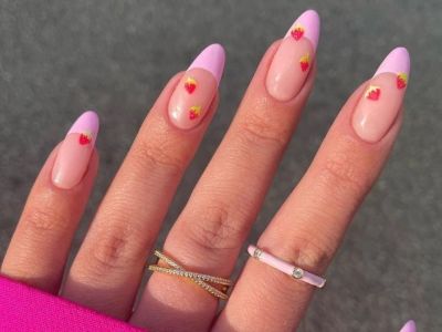 10 μανικιούρ με φράουλες για την άνοιξη