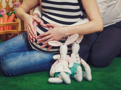 Εγκυμοσύνη και Πάσχα: Τι μπορείτε να φάτε στο πασχαλινό τραπέζι