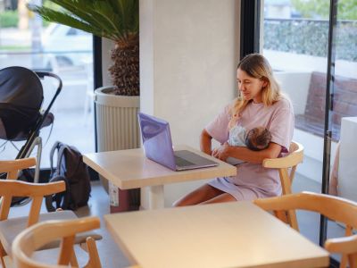 Τα διαδικτυακά μαμαδοgroup δεν είναι χώρος για εμάς τις μαμάδες