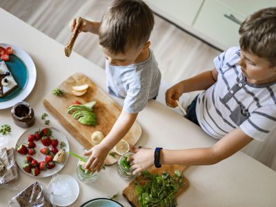 Πεντανόστιμες και kid-friendly συνταγές για το τριήμερο της Πρωτομαγιάς